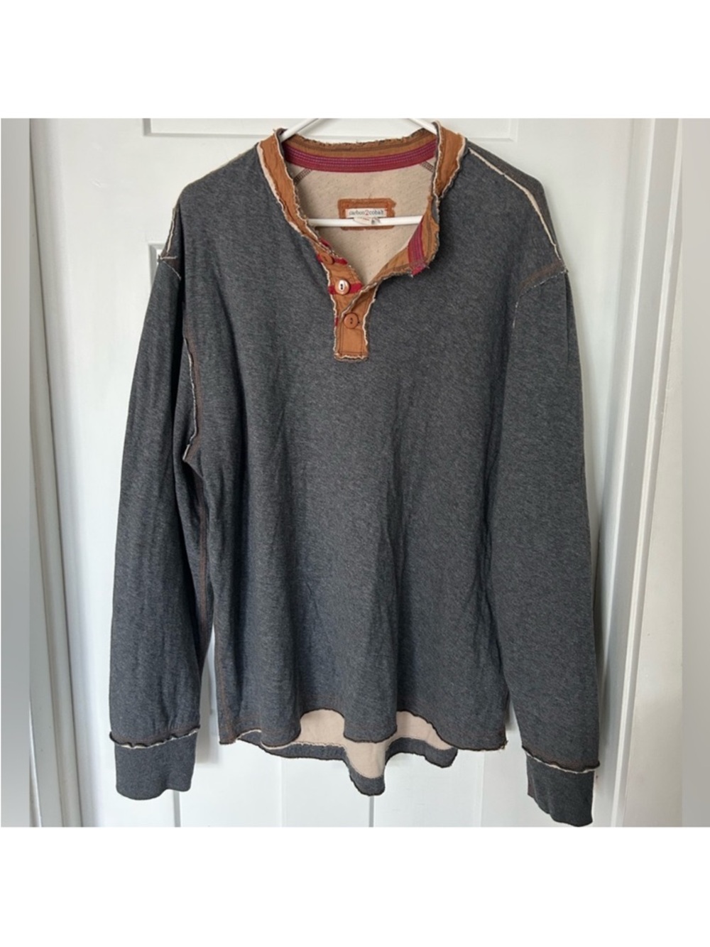 Size L | Carbon2Cobalt Men's Kinetic
Henley Shirt in Gray